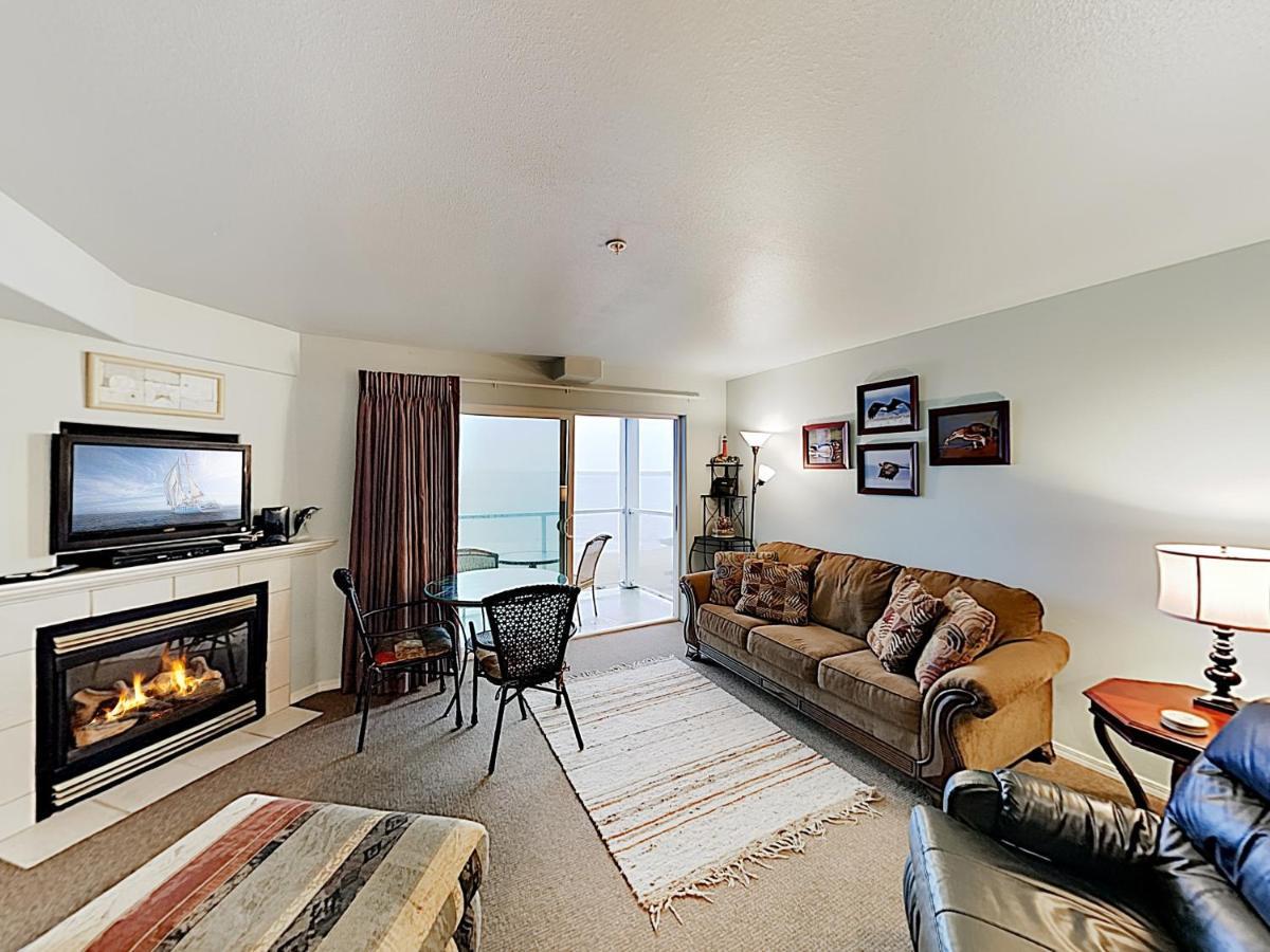 לינקולן סיטי New Listing! Bay-View Beauty With Private Balcony Condo מראה חיצוני תמונה